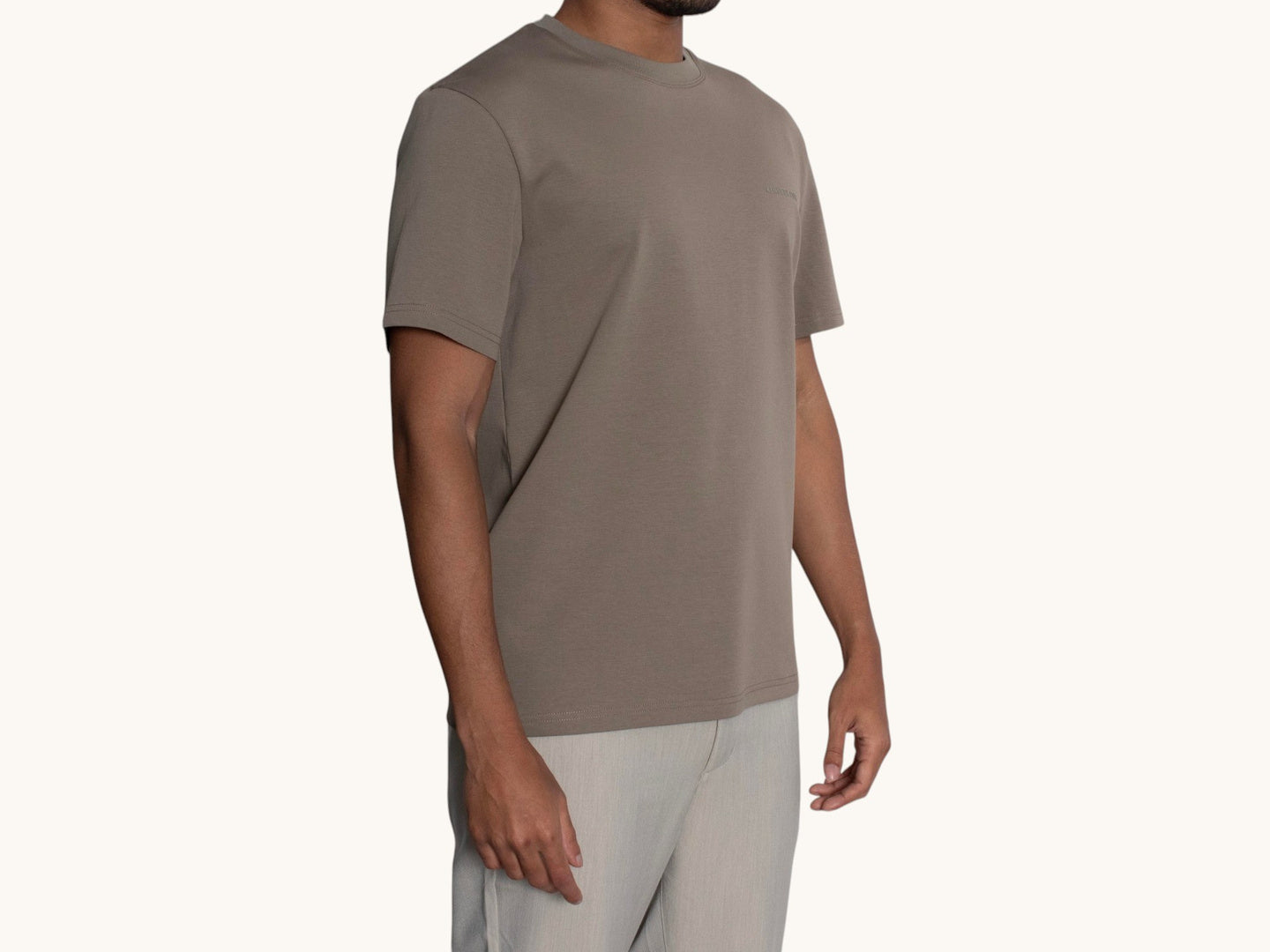 #color_taupe