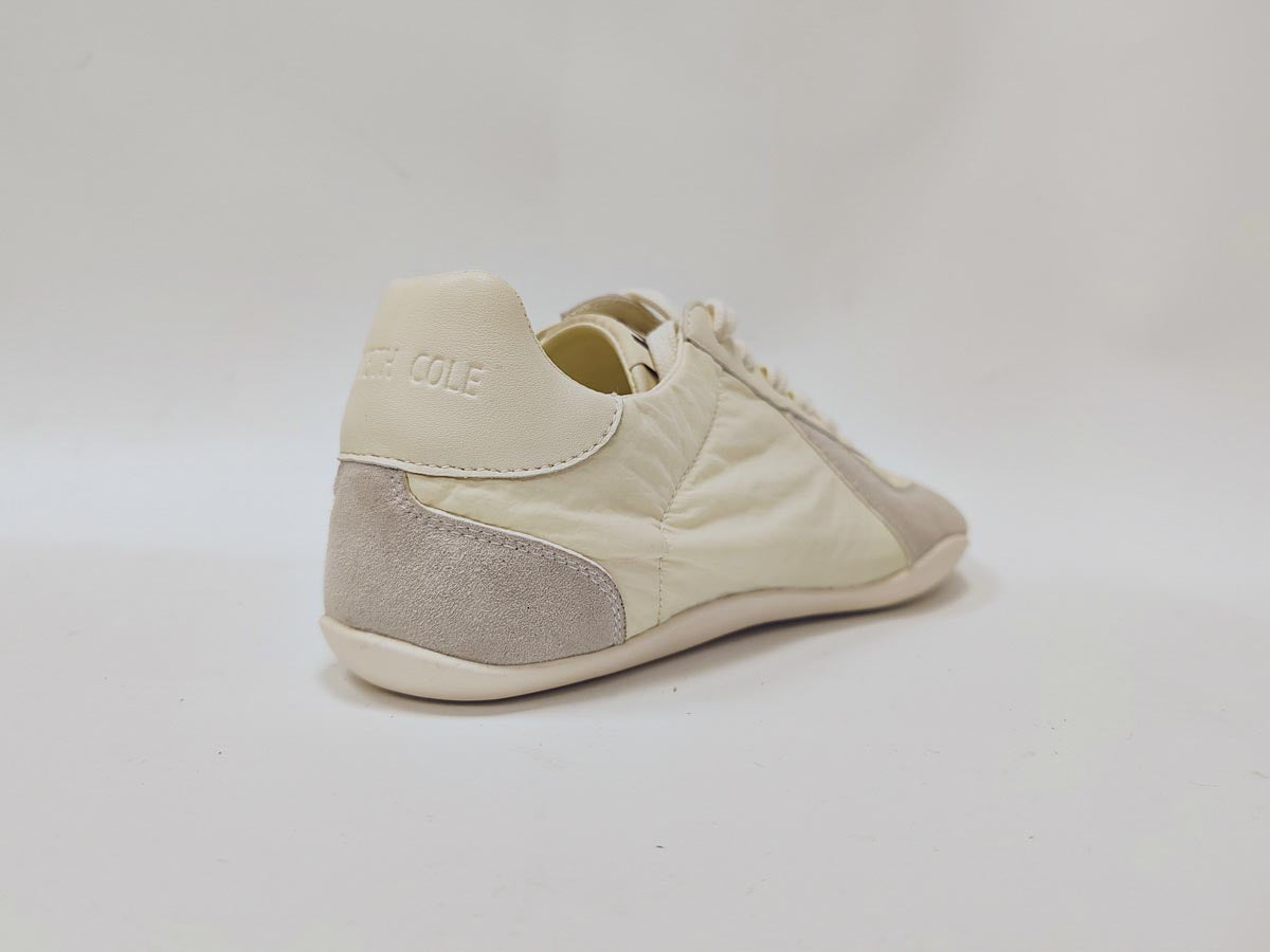 #color_off-white